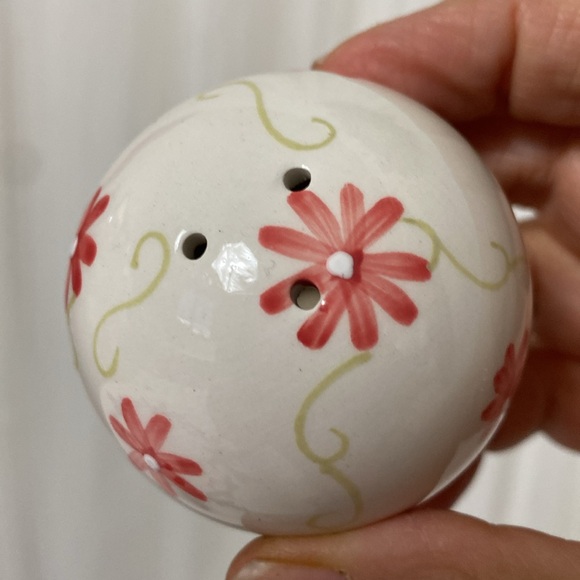 RARE!!!Salt and Pepper Shakers by Ganz - Picture 6 of 8